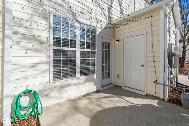 5733 Corbon Crest Lane, Raleigh, NC 27612