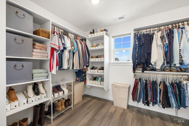 3410 S Rosa Parks Way, Nampa, ID 83687