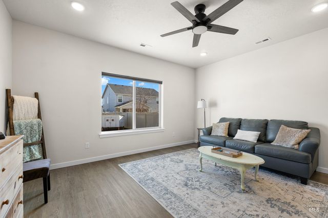 3410 S Rosa Parks Way, Nampa, ID 83687