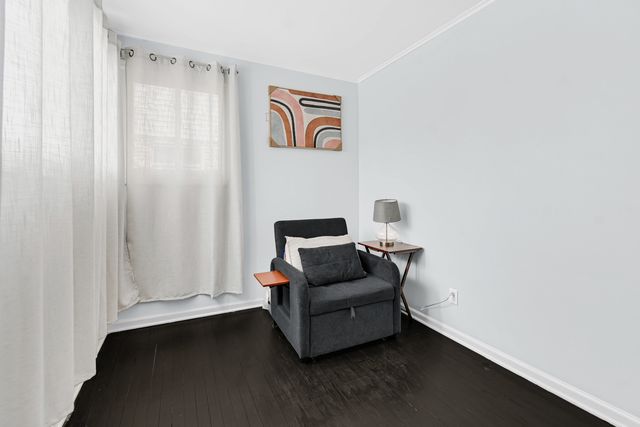 4656 W 83rd Street, Chicago, IL 60652