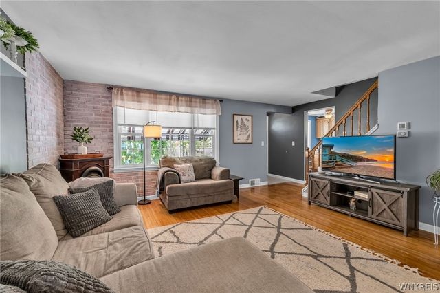 203 Hawthorne Avenue, Tonawanda, NY 14223