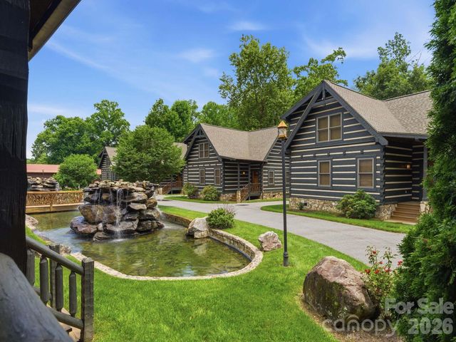17 Rachels Circle, Maggie Valley, NC 28751