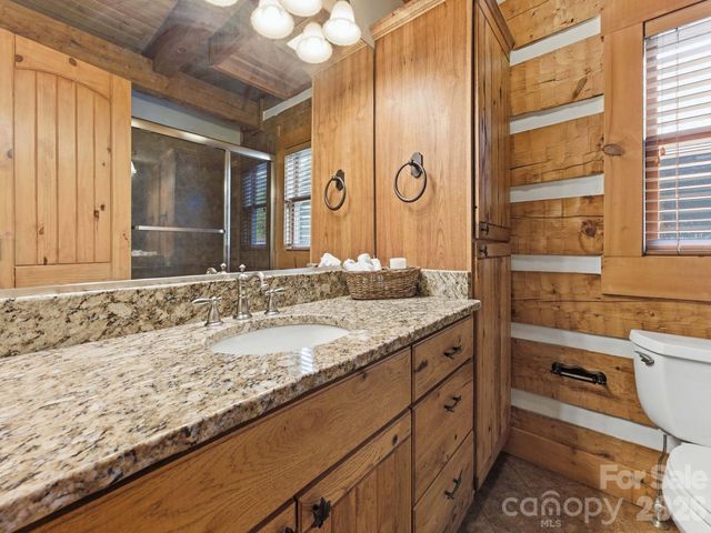 17 Rachels Circle, Maggie Valley, NC 28751