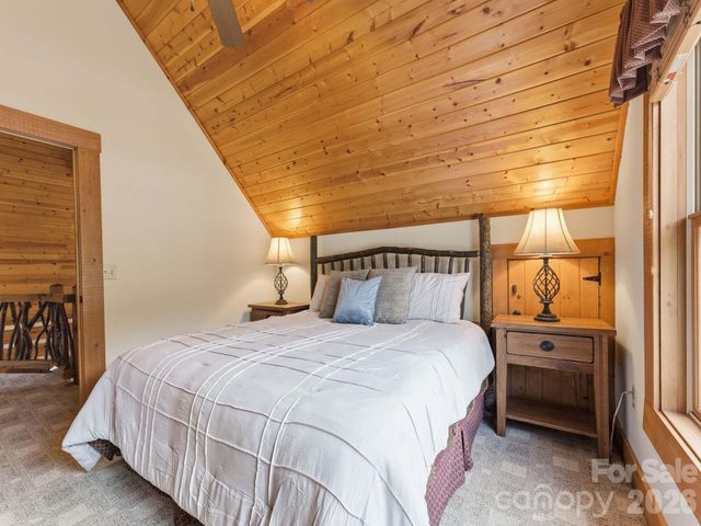 17 Rachels Circle, Maggie Valley, NC 28751