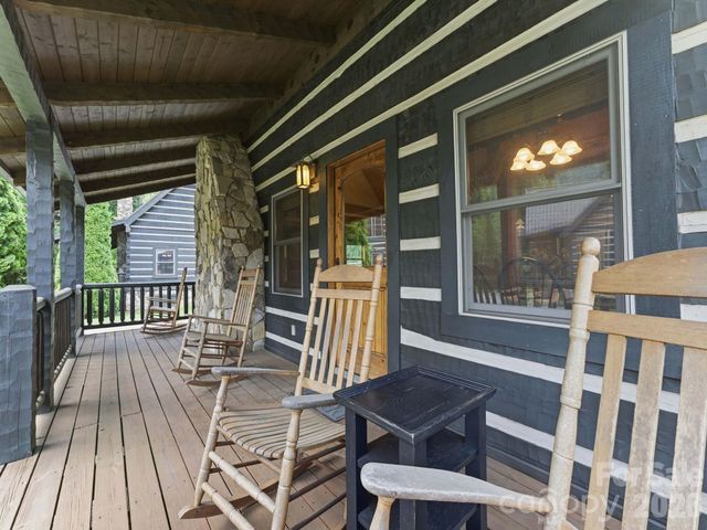 17 Rachels Circle, Maggie Valley, NC 28751