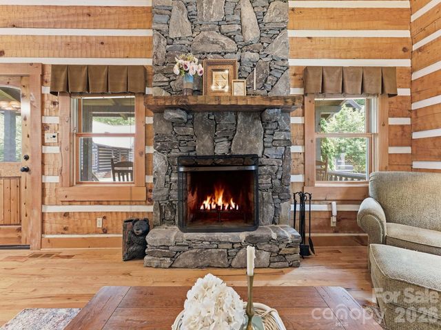 17 Rachels Circle, Maggie Valley, NC 28751