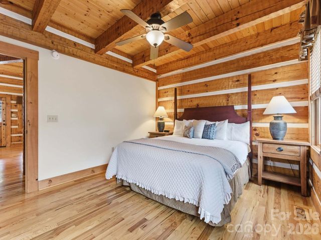 17 Rachels Circle, Maggie Valley, NC 28751