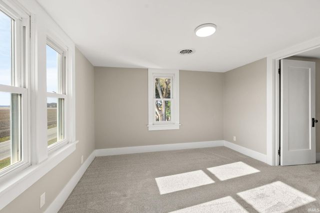 1656 W 300 Road, Huntington, IN 46750