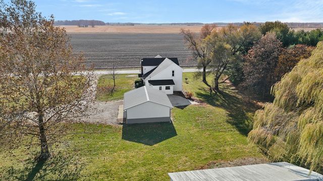 1656 W 300 Road, Huntington, IN 46750