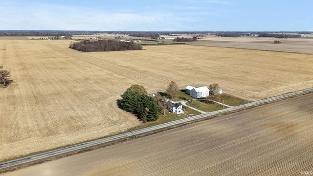 1656 W 300 Road, Huntington, IN 46750