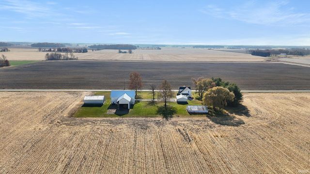 1656 W 300 Road, Huntington, IN 46750