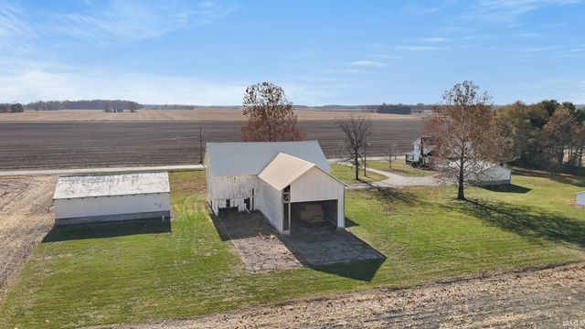 1656 W 300 Road, Huntington, IN 46750