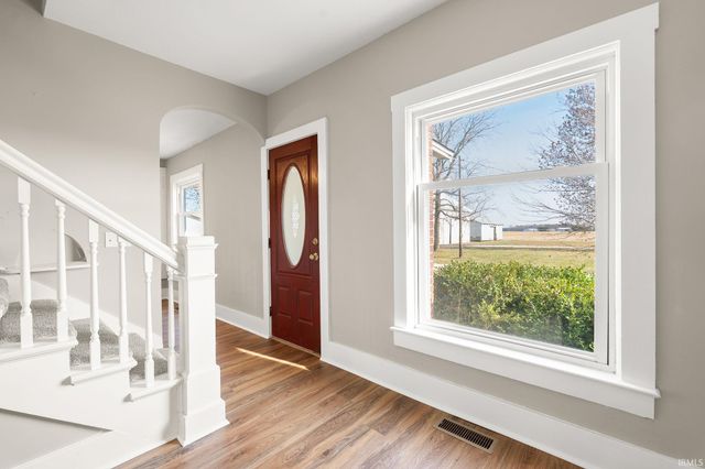 1656 W 300 Road, Huntington, IN 46750