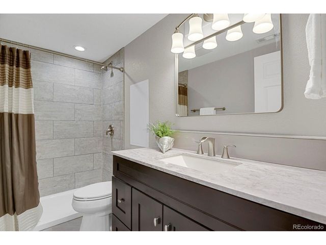 15178 E Nassau Ave, Aurora, CO 80014