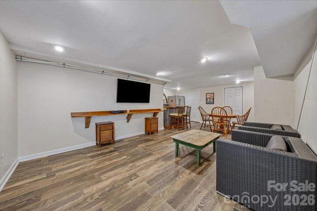 1135 Blueberry Lane, Charlotte, NC 28226