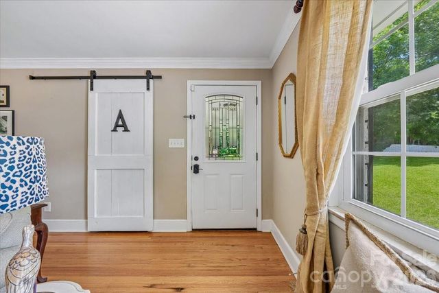 1135 Blueberry Lane, Charlotte, NC 28226