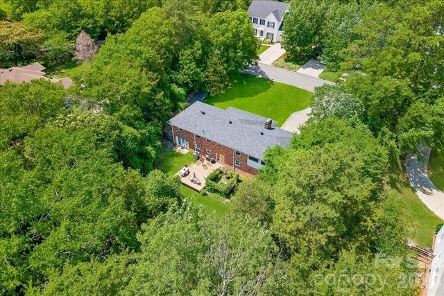 1135 Blueberry Lane, Charlotte, NC 28226