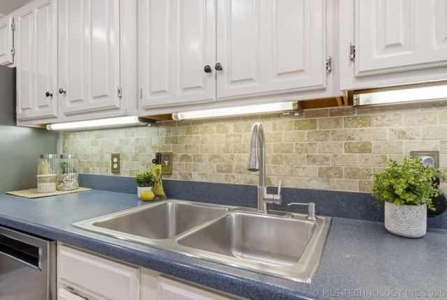 4305 E 103rd Street, Tulsa, OK 74137