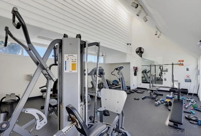 6333 Mount Ada Rd 269, San Diego, CA 92111