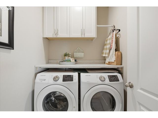 2300 E 6TH St, La Center, WA 98629