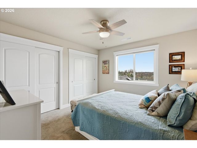 2300 E 6TH St, La Center, WA 98629