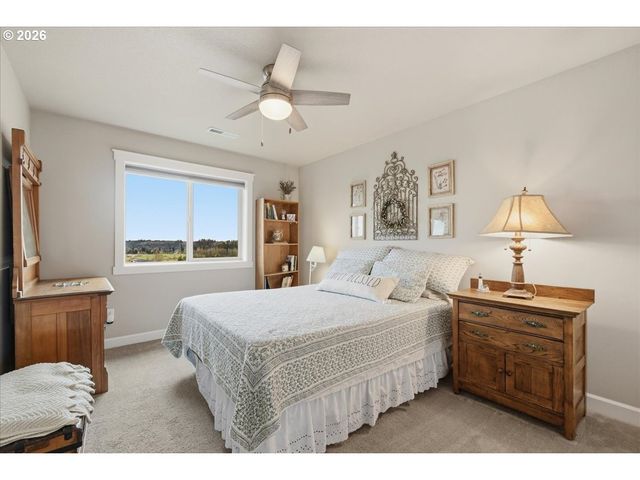 2300 E 6TH St, La Center, WA 98629