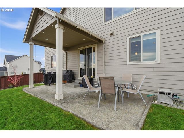 2300 E 6TH St, La Center, WA 98629