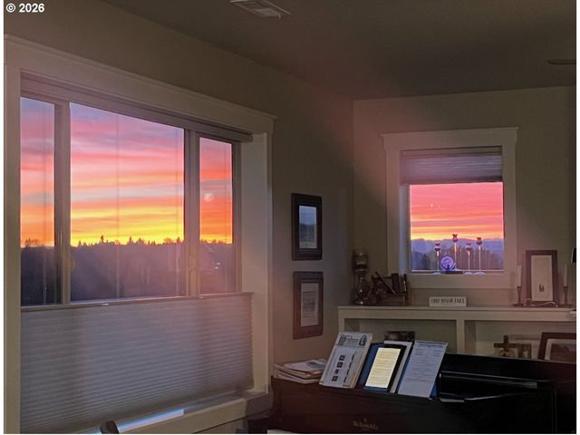 2300 E 6TH St, La Center, WA 98629