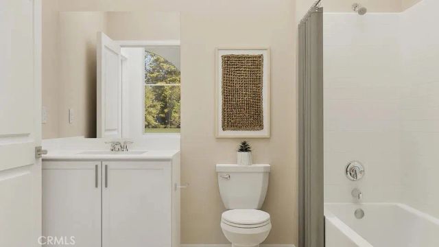 36542 Altisma Drive, Winchester, CA 92596