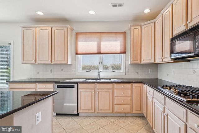 663 AUGUSTA CT, Berwyn, PA 19312