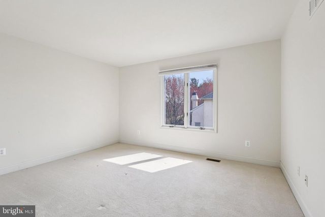 663 AUGUSTA CT, Berwyn, PA 19312