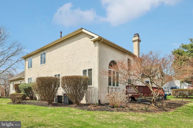 663 AUGUSTA CT, Berwyn, PA 19312