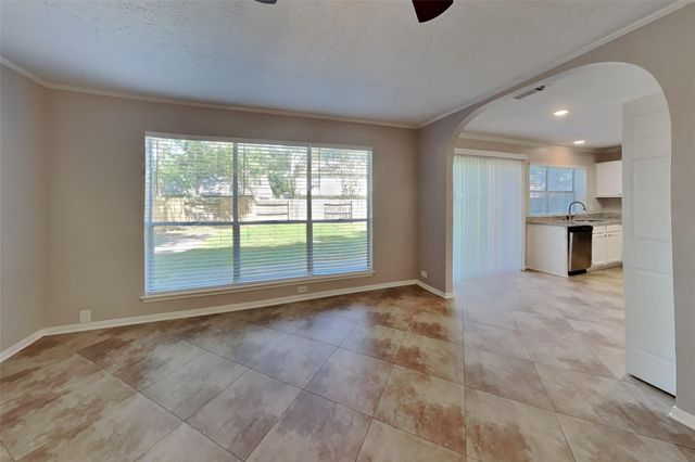 9322 Wandsworth Drive, Spring, TX 77379