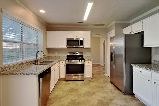 9322 Wandsworth Drive, Spring, TX 77379