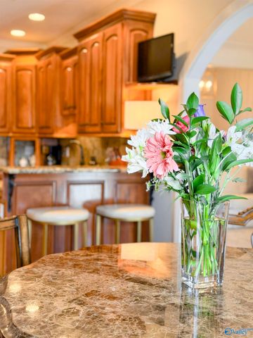 240 Braxton Court, Decatur, AL 35603