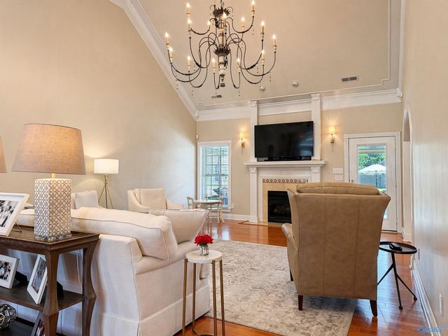 240 Braxton Court, Decatur, AL 35603