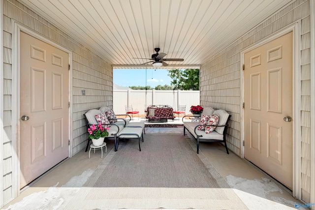 240 Braxton Court, Decatur, AL 35603