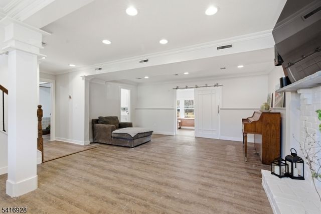 14 Cindy Ln, Jefferson Twp., NJ 07438