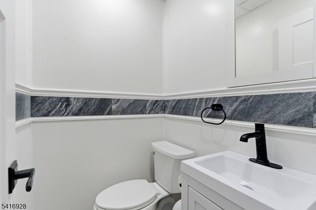 14 Cindy Ln, Jefferson Twp., NJ 07438