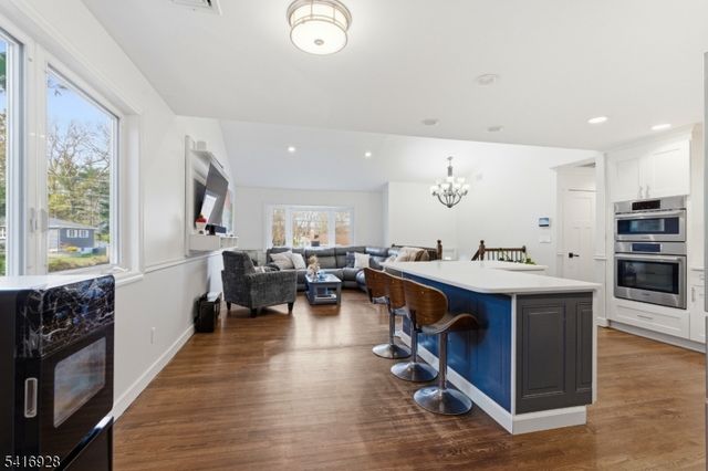 14 Cindy Ln, Jefferson Twp., NJ 07438