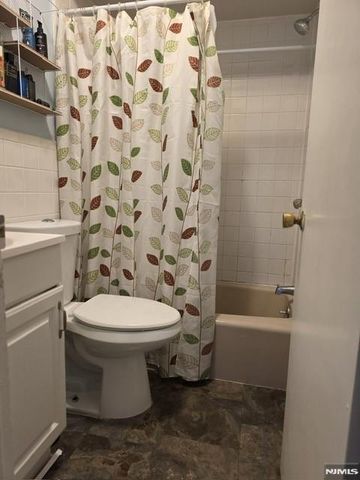732 Essex Avenue, Linden, NJ 07036