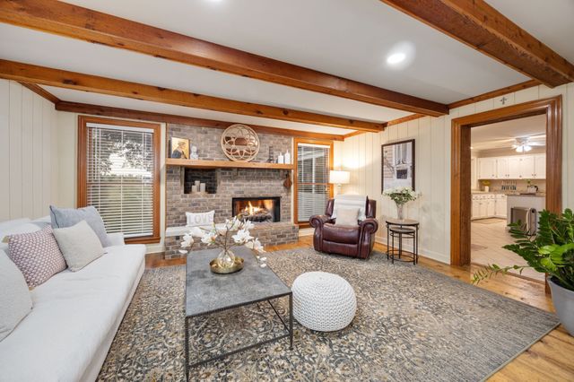 5845 Catholic Church Rd, Cedar Hill, TN 37032