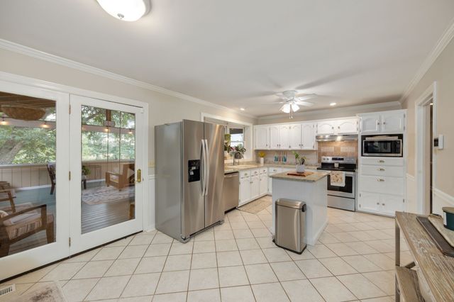 5845 Catholic Church Rd, Cedar Hill, TN 37032