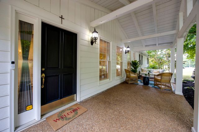 5845 Catholic Church Rd, Cedar Hill, TN 37032