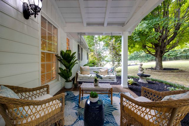 5845 Catholic Church Rd, Cedar Hill, TN 37032