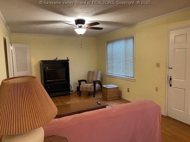 1107 Village Drive, South Charleston, WV 25309