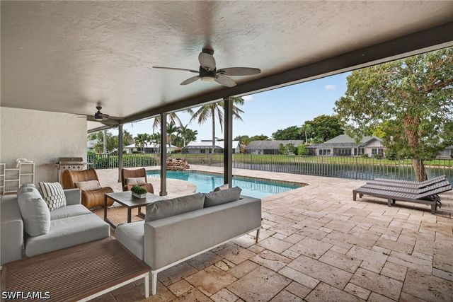 2341 MAYFIELD CT 8, Naples, FL 34105