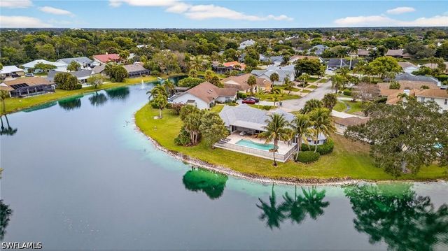 2341 MAYFIELD CT 8, Naples, FL 34105