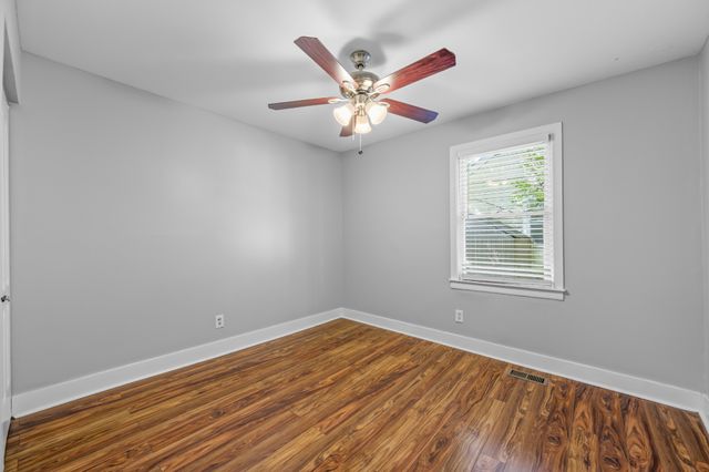 2405 Eden St, Nashville, TN 37208