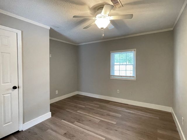 2405 Eden St, Nashville, TN 37208